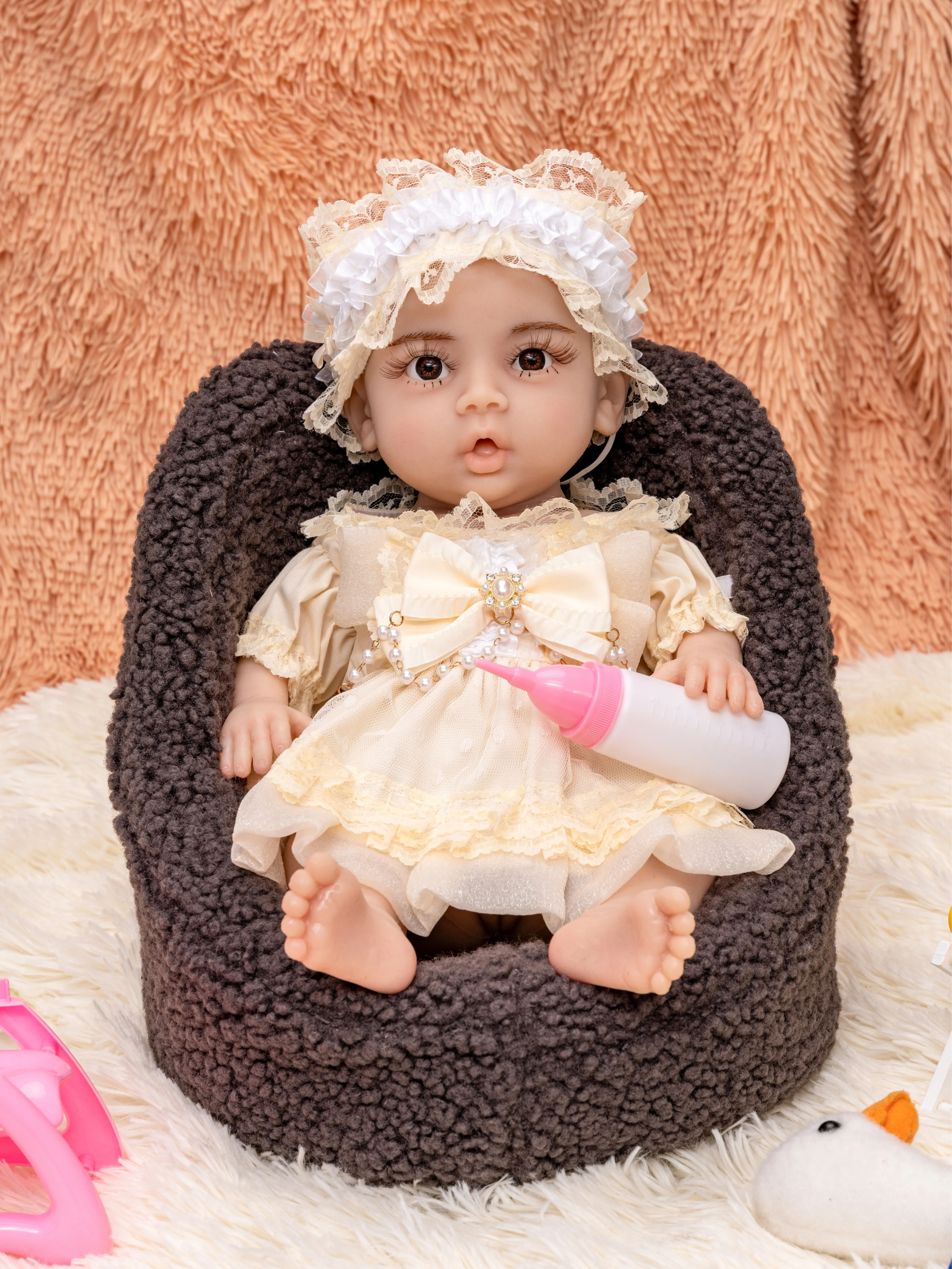 18.5" Realistic Reborn Baby Doll Full Solid Silicone Lifelike Newborn Doll with Poseable Skeleton & Drink/Wet Feature, Perfect Gift for Collectors & Kids
