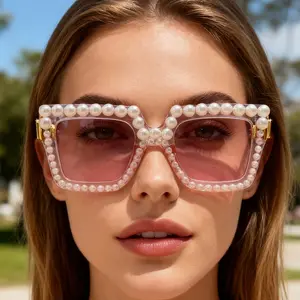 2025 European and American Pearl Fashion Square Frame Sunglasses New Personalized Party Sunglasses for Men and Women