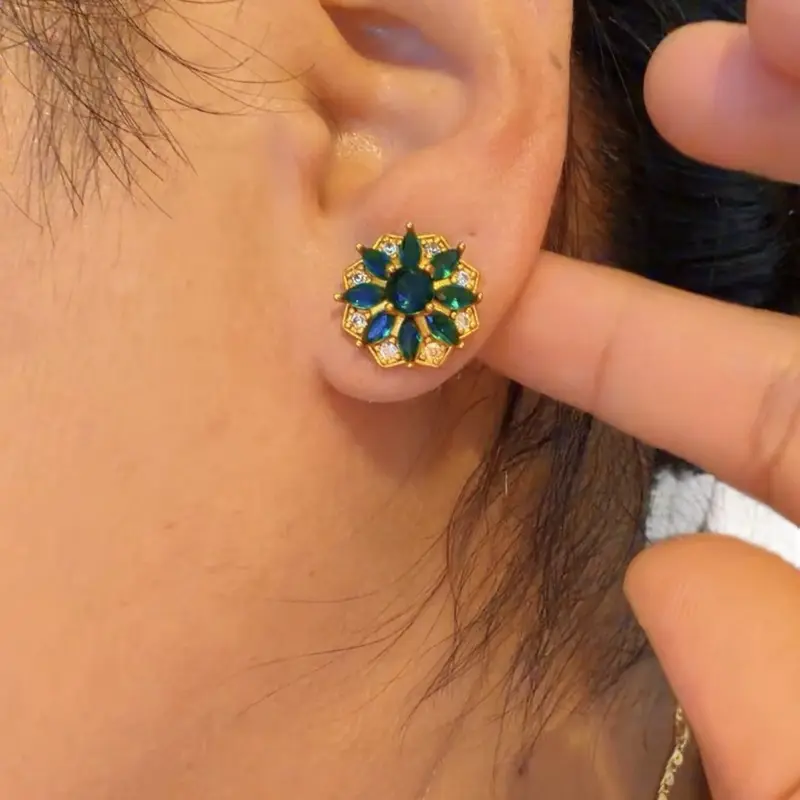 Green Stud Earrings with Elegant Flower Motif, Polished Finish Jewelry for Women, Simple and Comfortable for Daily Wear, Earrings Studs, Floral Stud Earrings