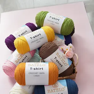 BATELO T-Shirt Yarn 2 Pack 400g/144yds Thick High Elastic Polyester for Beginner Crochet Projects Bags Baskets Coasters DIY Scarlet Fashion Thread Mandala Gnome Yarn Pack with Pattern Cards crochet supply