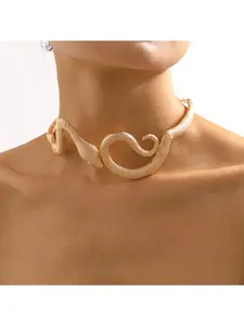 Cross border ZA exaggerated metal style necklace, three-dimensional snake shaped personalized necklace, irregular retro hip-hop necklace