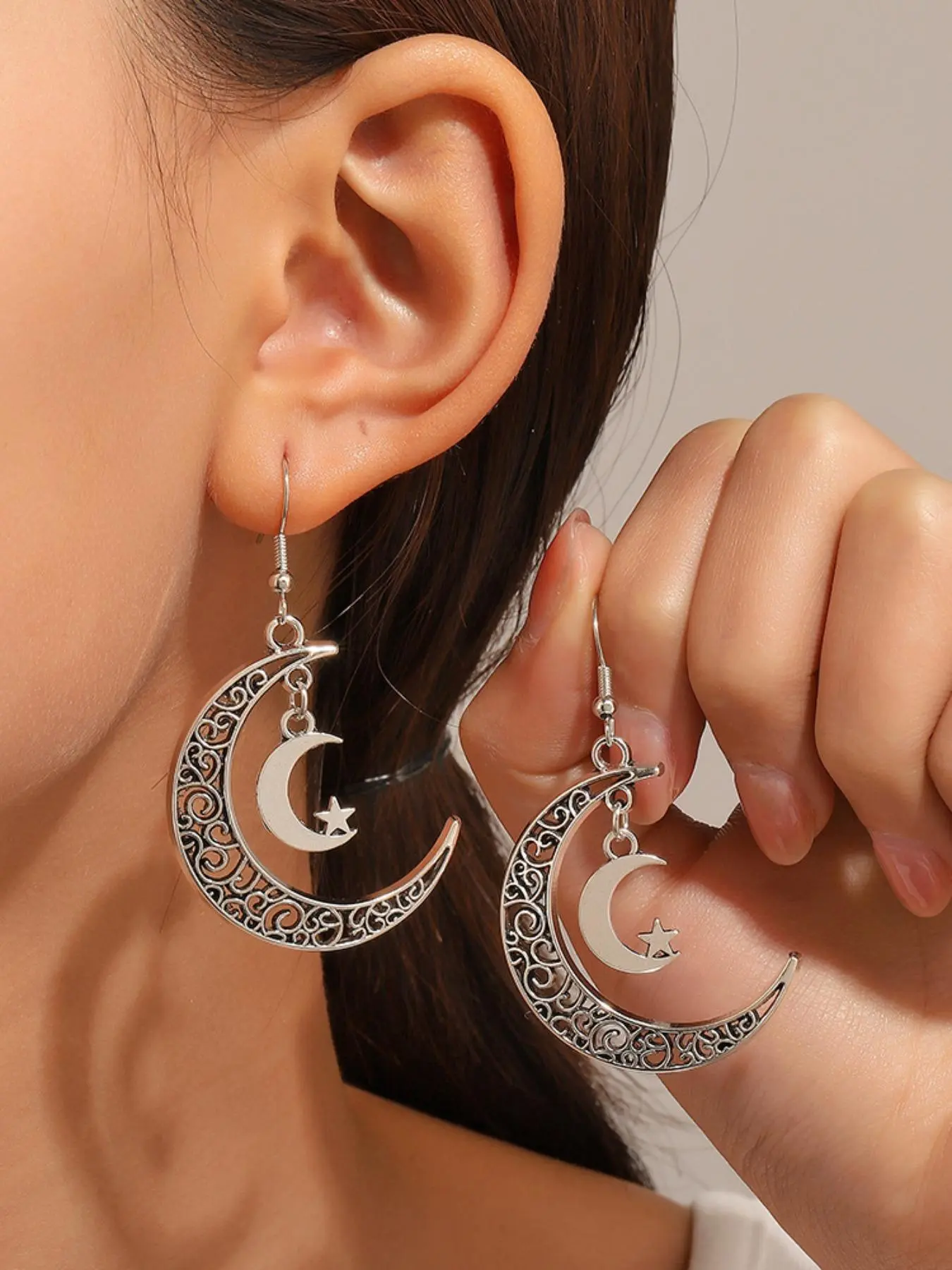 Women's Boho Style Star & Moon Design Dangle Earrings, Fashion Earring, Dangling Earrings, 1 Pair Trendy Vintage Dangle Earrings, Unique Design Earrings, Chic Gorgeous Jewelry Accessories As Gift for Girlfriend