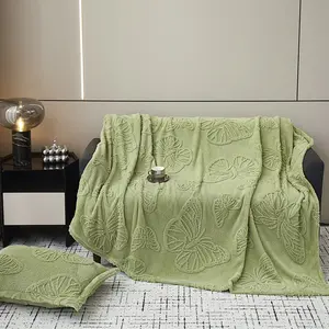 Adult Anti-Static Blanket, Soft Velvety Geometric Jacquard Pattern, Thick and Comfortable, Helps You Sleep Better
