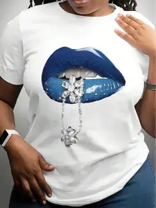 Women's Black T-shirt, Printed with Blue Lips and a Diamond Chain Pattern, Casual Round Neck, Short Sleeves, SLIGHTLY STRETCHY FABRIC, Suitable for Summer Wear, Sporty Casual Style