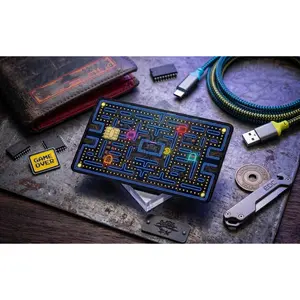 Cyber Maze Neon Circuit – Premium Credit Card Skin