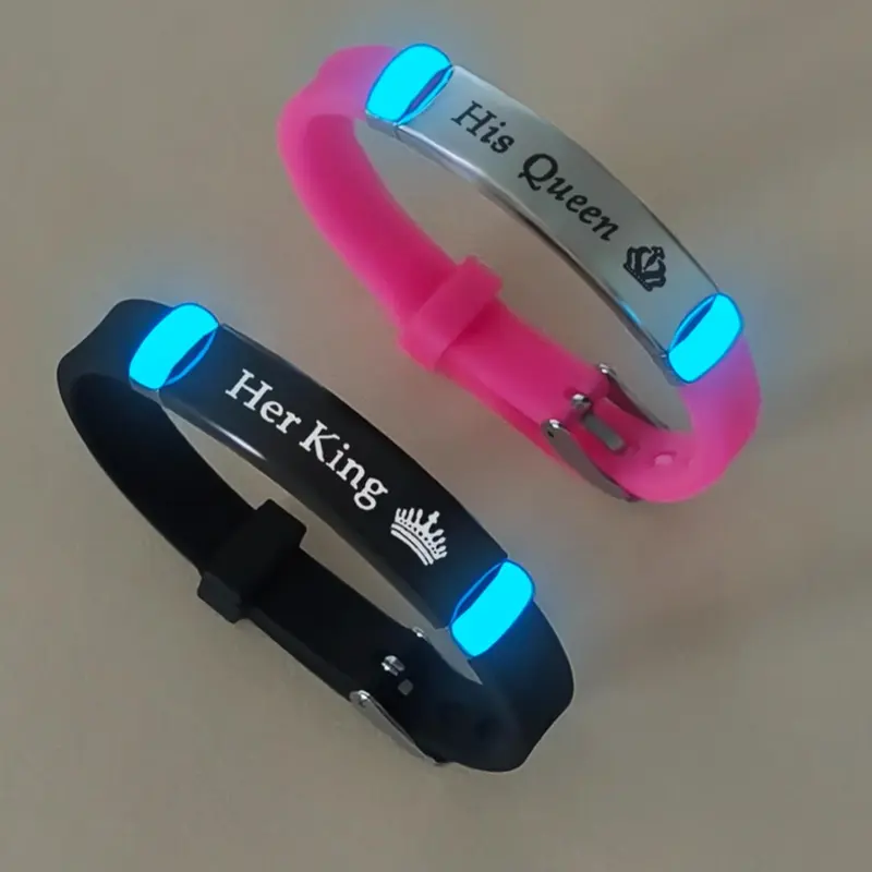 Couple Crown Pattern Luminous Couple Bracelet Set, Fashionable Glow in The Dark Bracelet for Women & Men, Fashion Matching Bracelet, Trendy All-match & Exquisite Jewelry for Birthday Gift, Fashion Accessory, Jewelry Gifts, Glowing Bracelets