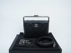Pre-owned CHANEL lambskin Crossbody Bags Quilted Metal Bar Clutch Bag Black