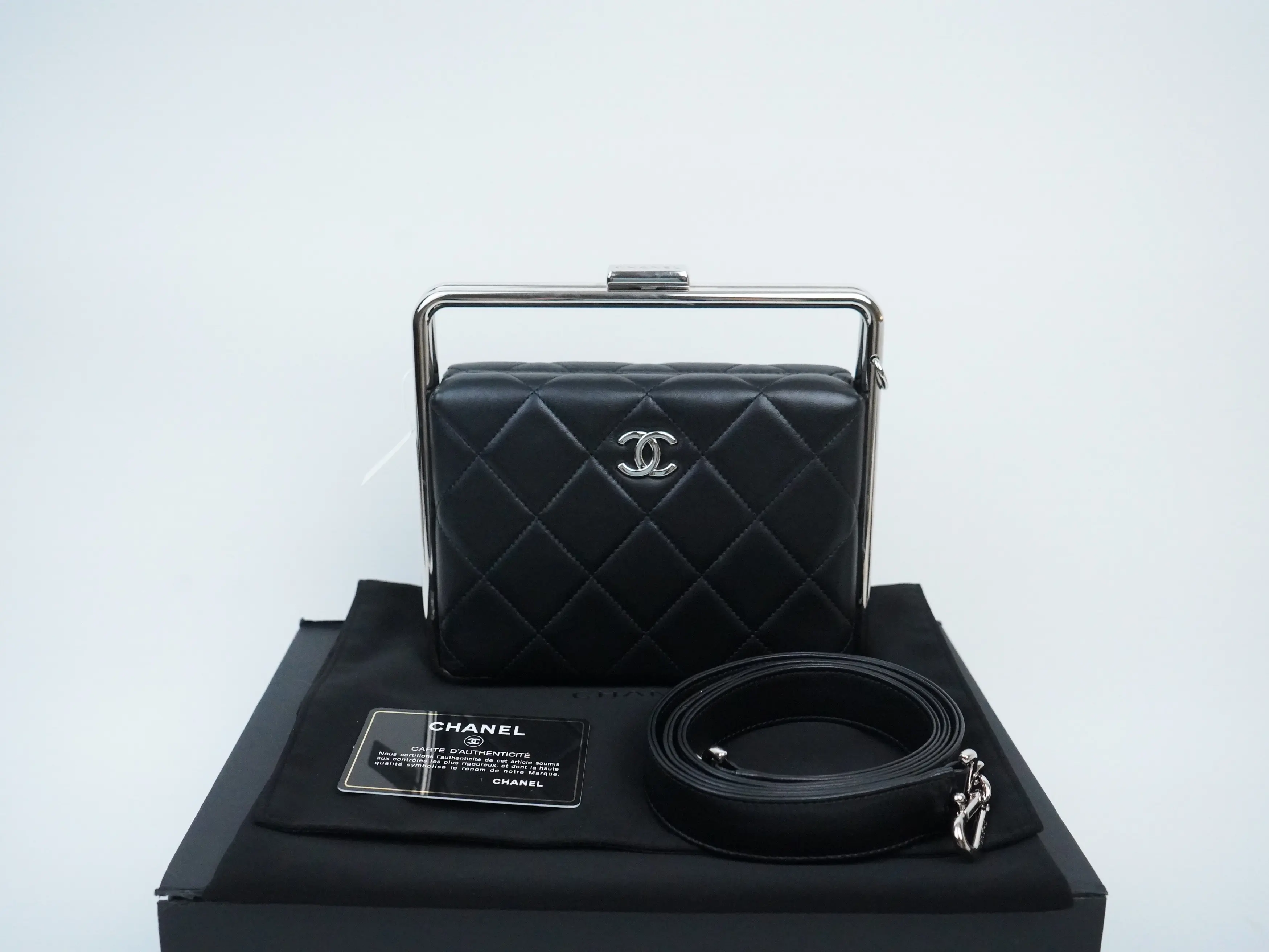 Pre-owned CHANEL lambskin Crossbody Bags Quilted Metal Bar Clutch Bag Black