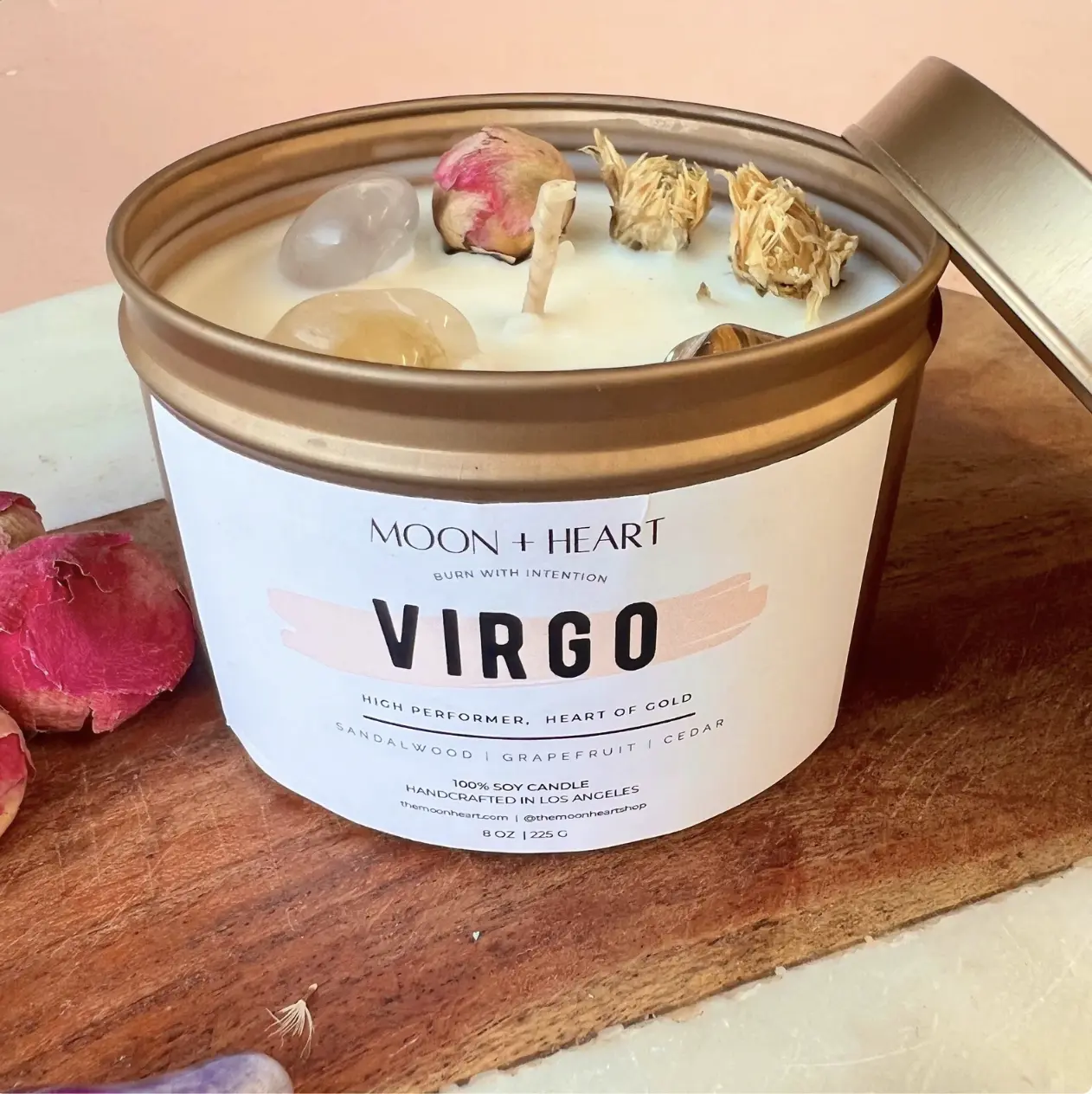 The Moon Heart VIRGO zodiac sign intention candle made of soy wax and crystals, made for manifestation Aroma Decor