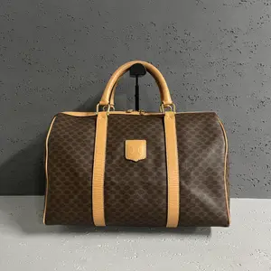 Pre-owned Celine Leather Shoulder Bags 7.8'' R2949 Shoulder Bag C14307465291 0610 T2 Luna