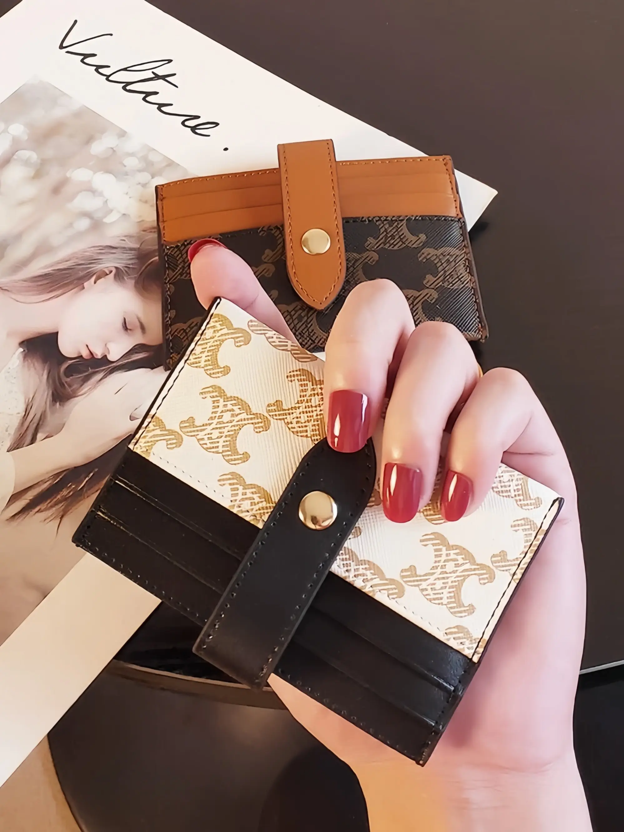 Women's Compact Elegant High-End Credit Card Holder Ultra-Thin Large Capacity Multiple Slots New Anti-Magnetic Style Cardholder Stylish Durable Fashion Wallet