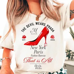 The Devil Wears Prada Shirt, Runway Shirt, Fashion Boss Lady Graphic Tee, Gift For Women and Man Unisex T-Shirt