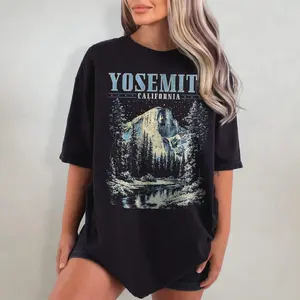 Yosemite National Park Shirt, Retro Oversized California T-Shirt, National Park Nature Graphic Sweatshirt, Vintage Outdoor Adventure Shirt, Rock Climbing Inspired Design, Casual Apparel For Men And Women