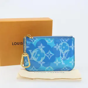 Pre-owned Louis Vuitton FINAL SALE Small Leather Goods Vernis Valentine Key Pouch Light Blue