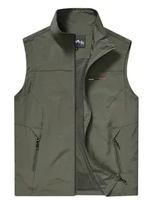 Men's Lightweight Outdoor Vest, Breathable Mesh Lining, Sleeveless Jacket with Zip Pockets, Ideal for Hiking and Camping