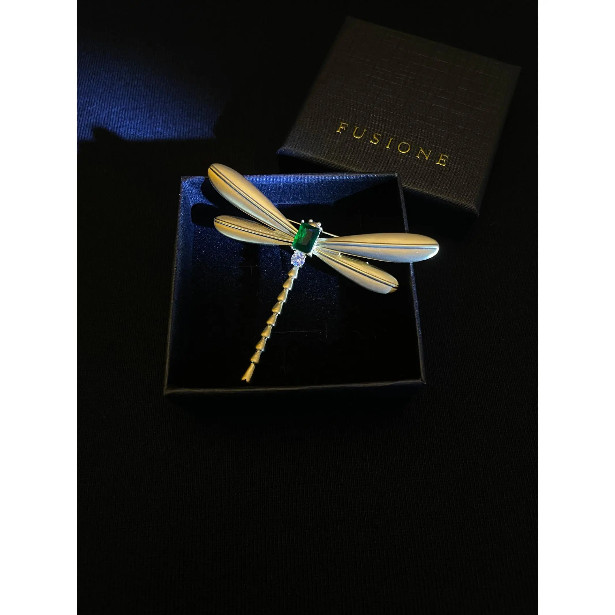 Emerald dragonfly brooch pin pendant handmade