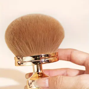 Mushroom Head Makeup Brush, Multi-Functional Oval Blush and Foundation Brush, Soft Polyester Bristles, Durable Abs Handle, Travel-Friendly Beauty Tool