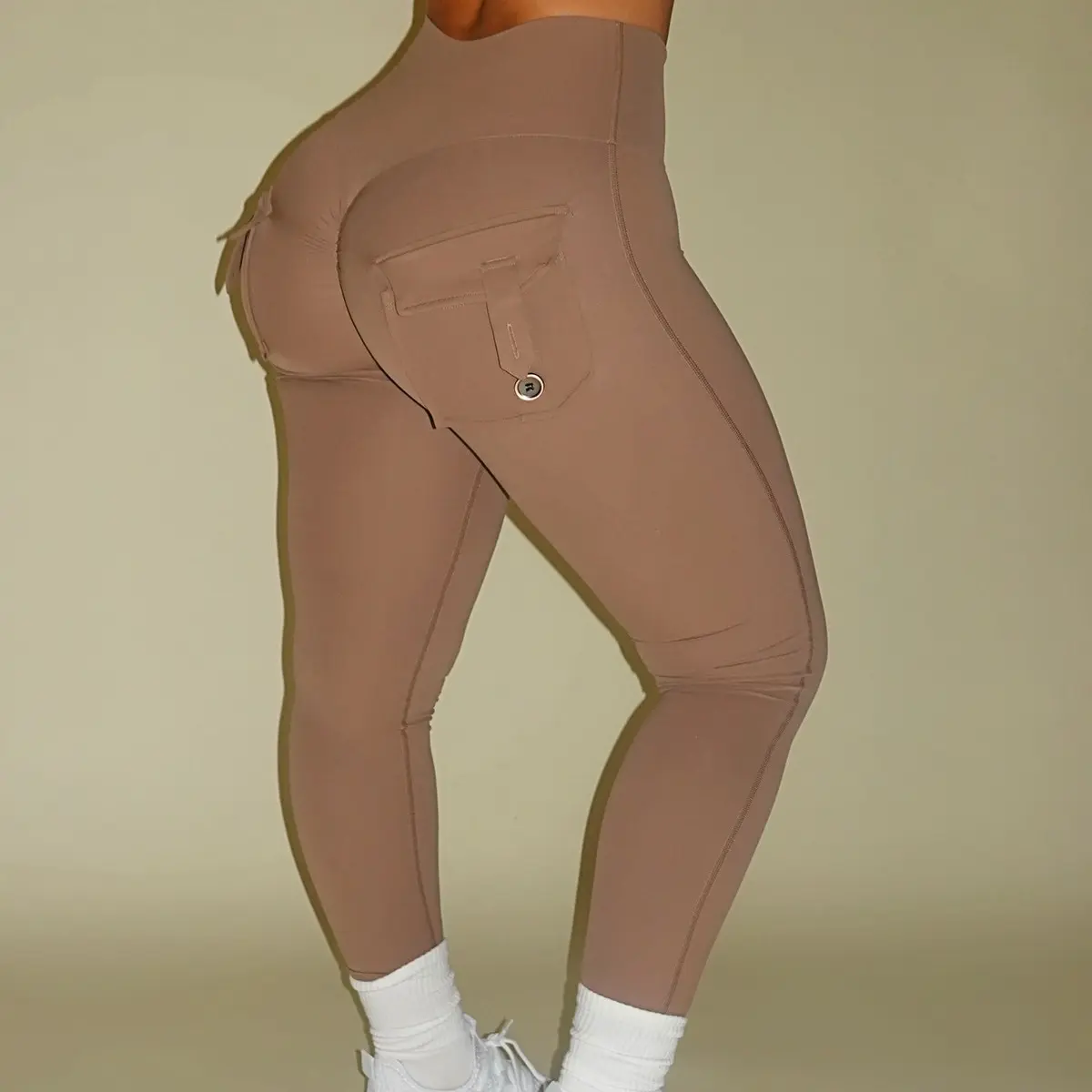 Double Pocket Scrunch Butt Leggings Womenswear Double Pocket Scrunch Butt Leggings Womenswear