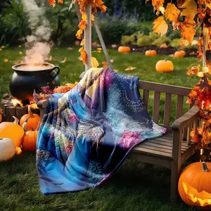 1 piece Krishna and Radha in Indian mythology themed flannel blanket - Flannel blanket with modern design, suitable for sofas and beds, all-season use, super soft and comfortable, digitally printed pattern, 100% polyester material, machine