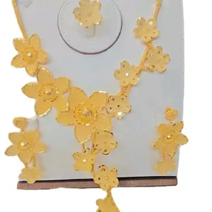Gold Plated Necklace Set with Floral Design and Sparkling Rhinestones for Women