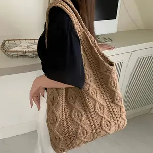 New French-Style Cloud Pleated Large-Capacity Tote Bag, Perfect for Commuting, Made of, Suitable for Shopping