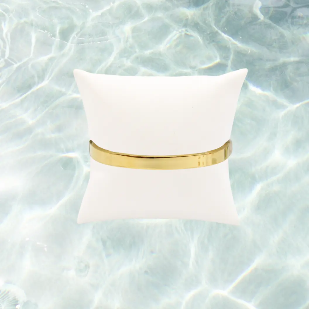 Gold Plain Bangle Bracelet | Waterproof, Hypoallergenic & Tarnish Resistant