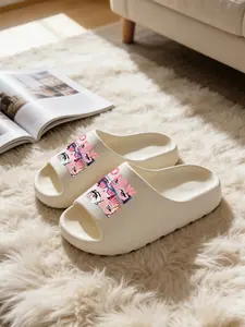 1 Pair Cream-toned Aesthetic EVA Slides, Bold Anime Print Style, Non-slip Thickened Sole & Easy-to-clean Surface, Women's Instagram-ready Daily Slippers
