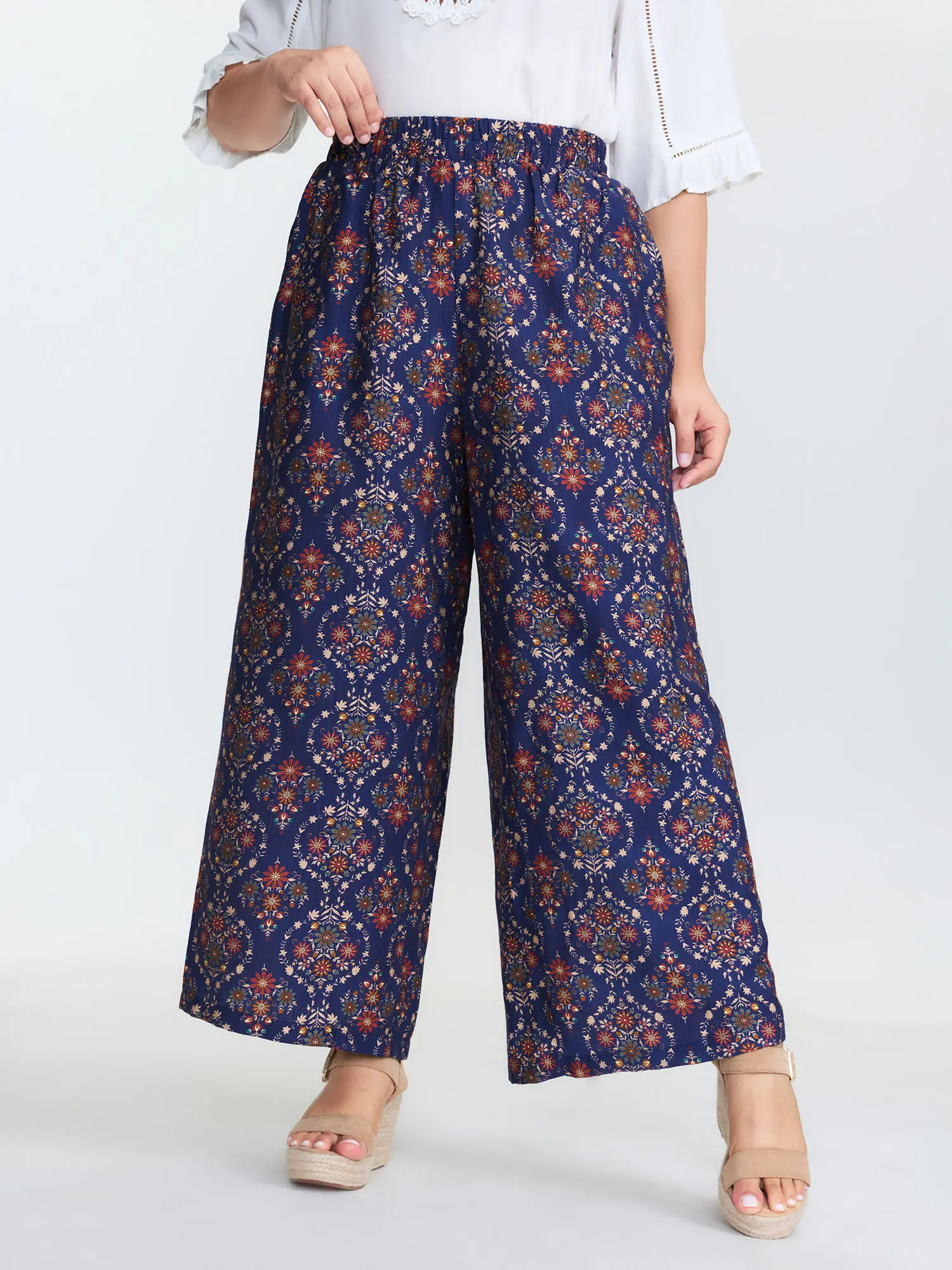 BloomChic Women's Plus Size Flowy Pants, Chic Curve Boho Geometric Print Harem Trousers in a Rayon Blend with Mid-Rise Wide Waistband, Bottom, Pocket, Smooth, Garment, Nylon, Chic Curve Pants, Wide Legged Pants