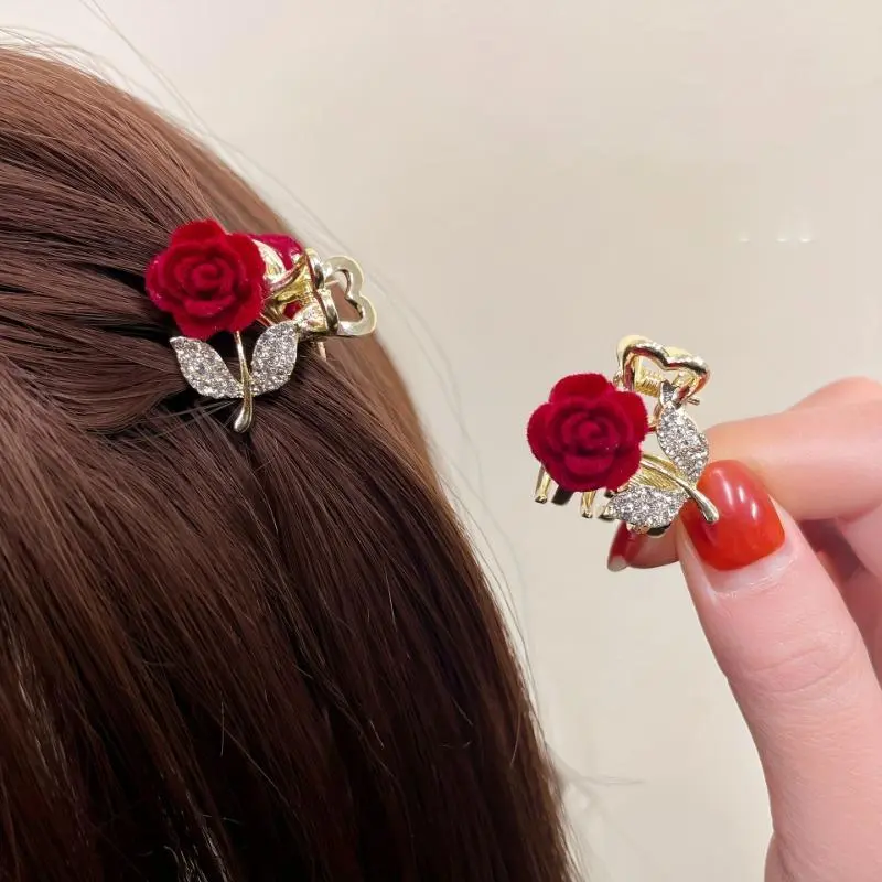 Women's 2pcs Crystal-Studded Resin-Inlaid Red Rose Hair Clips - Vintage Style Studded Bang Clips, Non-Feather Flower Hair Accessories, Suitable for Daily Wear, Carnival, Crystal-Studded Hair Clips
