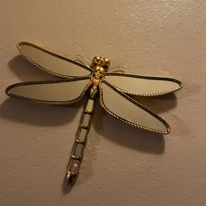 Dragonfly Design Wall-Mounted Decor - Creative Artistic Wall Hanging Decor for Living Room & Bedroom - Perfect for Room & Home Decor