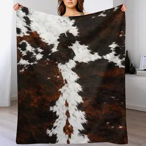 Cowhide Texture Print Blanket -  Cowhide Light Beige , Soft Flannel Bedspread Suitable for Sofa, Bed, Camping ，Lightweight  Flannel Throw for Sofa, Bed, Travel, Camping, Livingroom, Office, Couch, Chair, And Bed,   Friends, Family & Cow Lovers