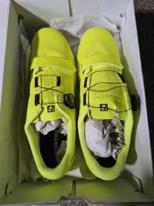 Bontrager Mens Circuit Road Cycling Shoe US14  2 RIGHT SHOES