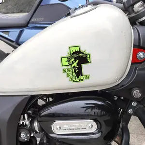 Glow in The Dark Jesus Cross Pattern Car Sticker, Religious Theme Waterproof Decal, Suitable for Car Windows, Triangle Windows, Rear Windscreen, Body, Motorcycle Fuel Tank