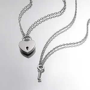 Fashion creative retro couple love lock key necklace niche trend personality love jewelry