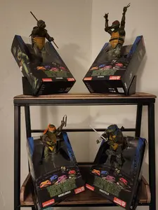 Custom Made Art TMNT Original Box Figure Jumping Out w/ Stands & Brace Inside