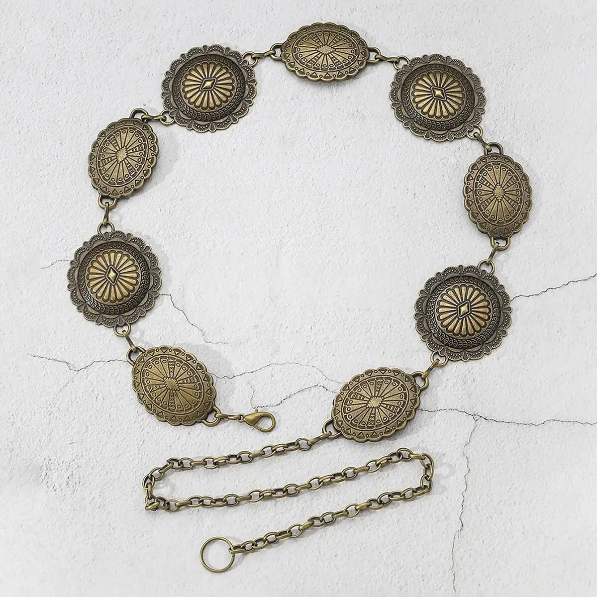 Vintage Round Shaped Embossed Decorated Chain Belts for Women, Trendy Exquisite Statement Belts, 2025 Fall Trendy Boho Style Fashion All-match Cool Female Accessories, Brass Color Back to School Y2K Charms Accessories, Fall Outfits, Fall Freshness, 80s