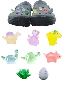 8-Piece Glow-In-The-Dark Dinosaur Shoe Charms Set, Cute Resin Animal Shoe Accessories, Unisex Party Gift, Birthday Present