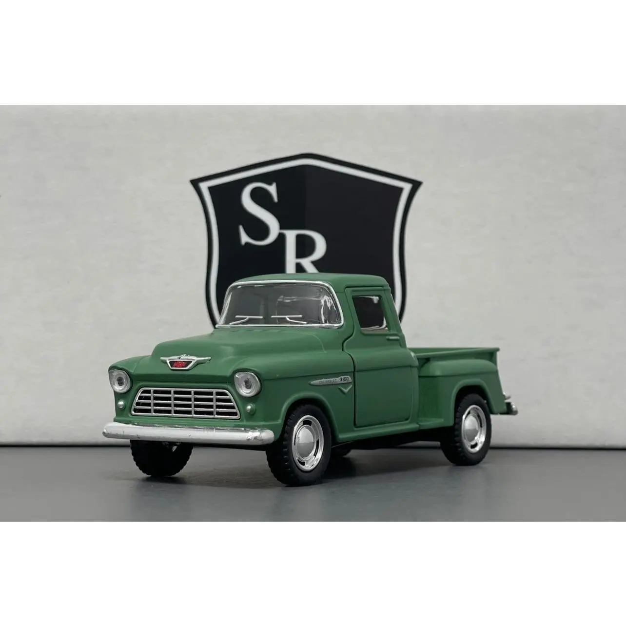 Chevrolet Stepside Pickup - Kinsmart 1:32 Diecast