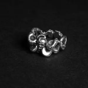 Cthulhu's Grasp Tentacle Ring - 925 Sterling Silver Gothic Nautical Jewelry for Men