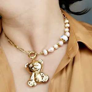 Collar con Ojo Turco y Dije de Oso color Dorado