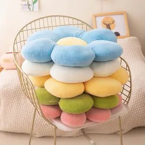 Cute Daisy Flower Pillow, Charming Decorative Cushion, Plush Texture Bed and Sofa Accent, Bedroom and Living Room Decoration