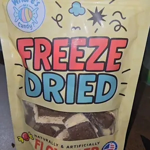 Freeze Dried VANILLA Ice Cream Sandwich Bites - TikTok Viral - Crunchy Ice Cream - Astronaut Candy