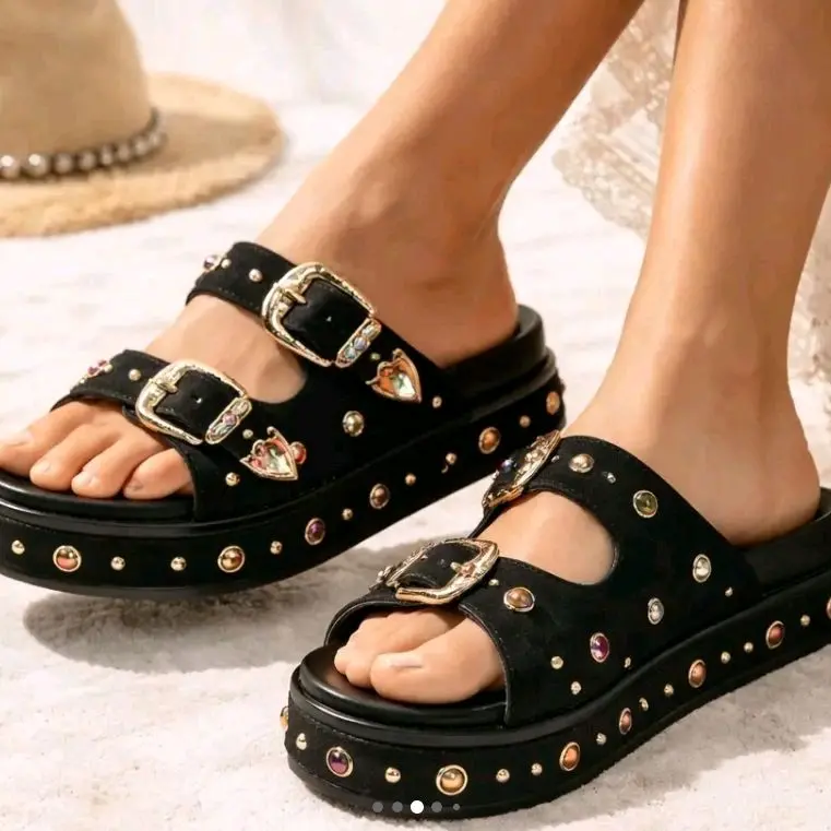 Double Boucle Sandals