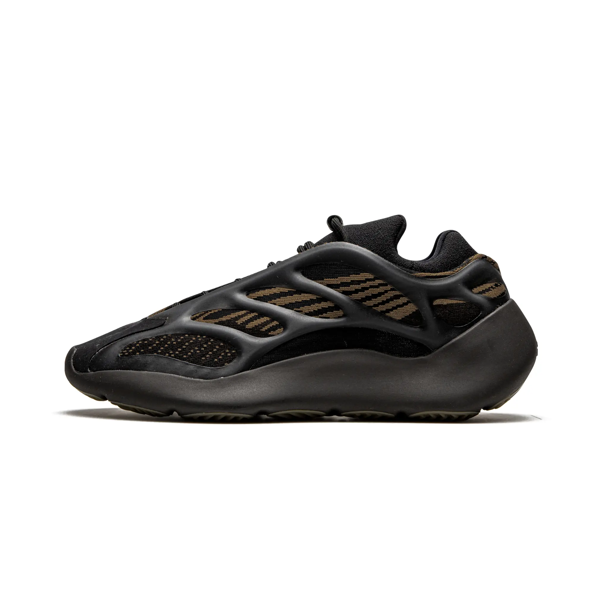 Yeezy 700 V3 "Clay Brown" GY0189