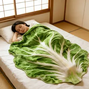 Creative Cabbage-shaped Flannel Blanket - Simulated Vegetable Daybed Cover Blanket - Office Sofa Cushion Blanket - Home Decorative Blanket - Soft, Skin-Friendly, Warm, Suitable for All Seasons