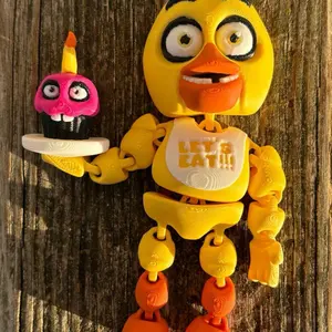 3d Printed Flexi Chica With Cupcake