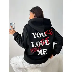 Women’s off-shoulder drawstring hooded sweatshirt with letter print, a casual and comfortable pocket pullover hoodie suitable for everyday wear, 2023 autumn/winter women’s clothing GARMENTARY