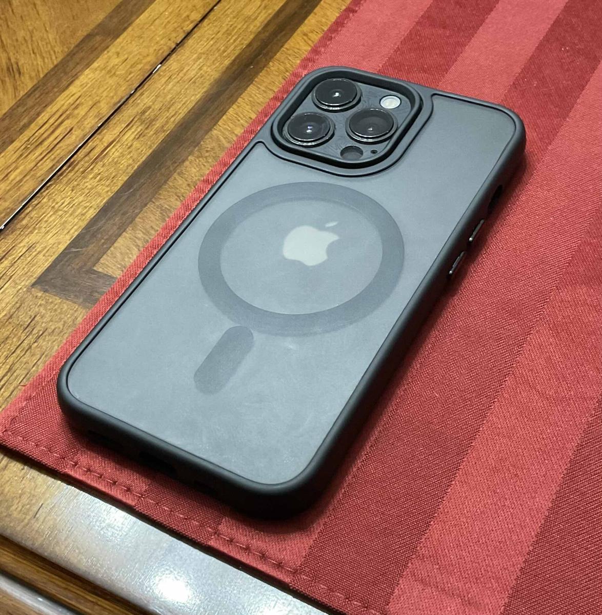 Item: Black, For iPhone 13 Pro