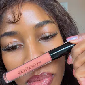 Candilicious Shea Butter & Vitamin E Luster Lip Moisturizer - Makeup & Beauty - Lipstick