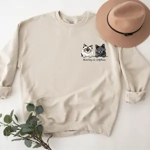 Personalized Cat Sweatshirt, Custom Cat Sweatshirt, Cat Lovers Sweatshirt, Mothers Day Gift for Mom, Cat Mom Sweatshirt